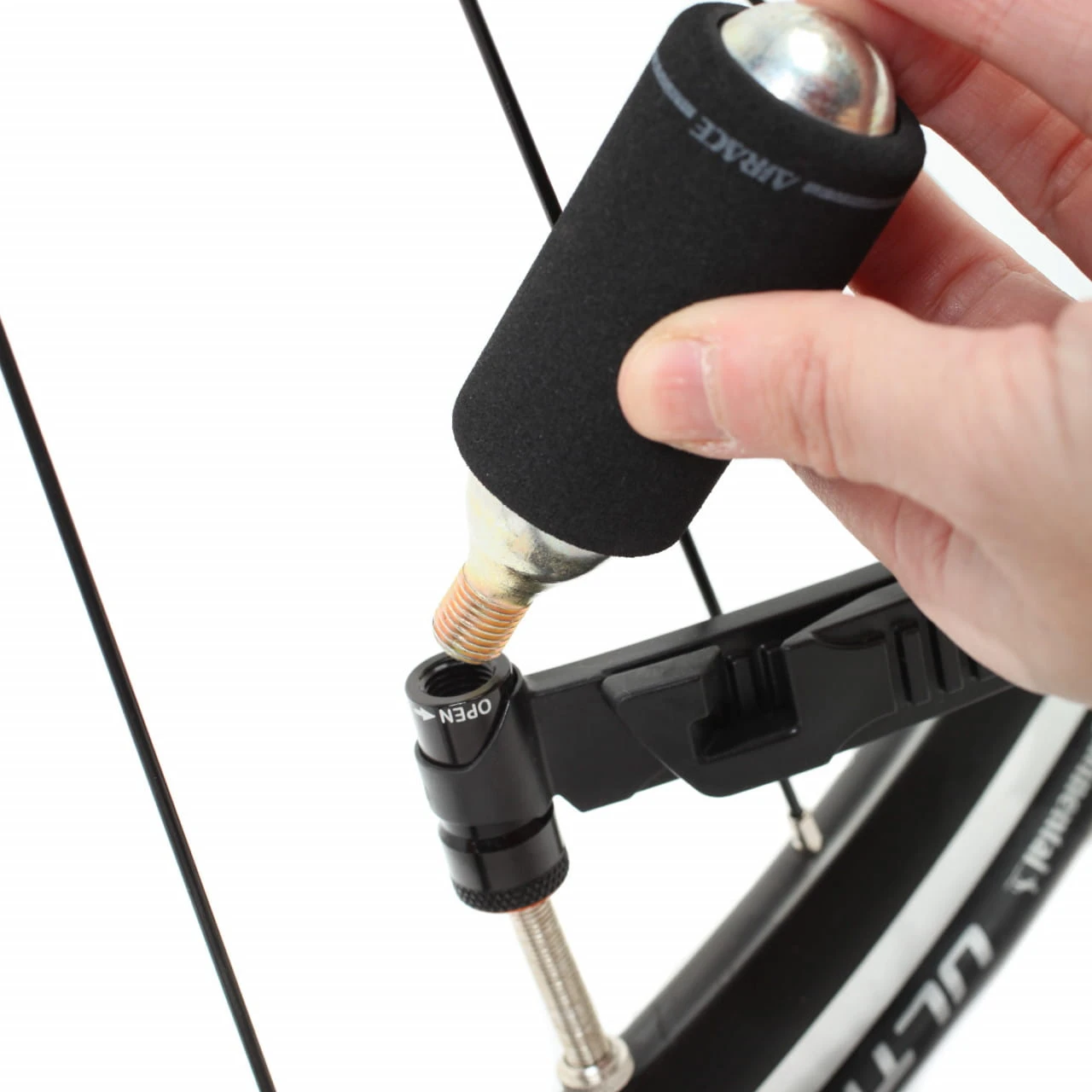 Airace Handy-E Reifenheber-Set Mit Integrierter CO2-Luftpumpe CO2-Pumpe - Image 3