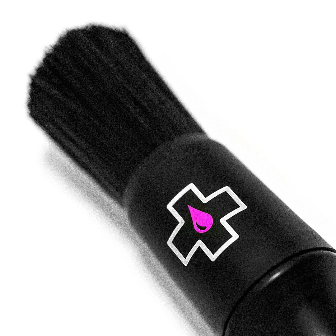 Muc-Off Drivetrain Brush - Image 2