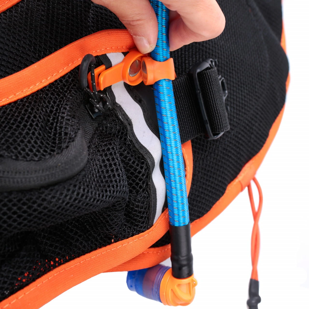 SOURCE Hipster Wave 1,5 L Trinkgürtel - 1,5 L Trinksystem, Schwarz - Image 5